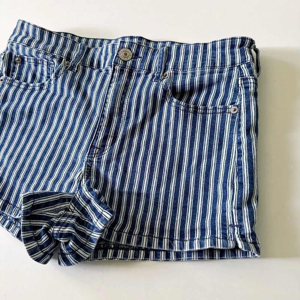 American Eagle 10 Hi-Rise Shortie Blue Stripe Denim Shorts Next Level Stretch - Picture 9 of 13
